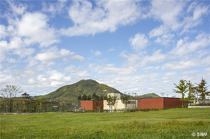 공원에서 바라본 어린이집